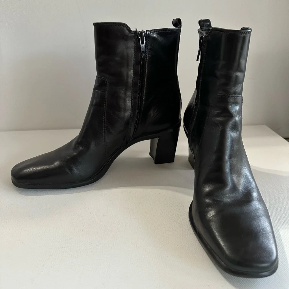 Antonio Melani Heels Black Leather Booties 3” Heel Y2K Chunky Square Toe - Picture 4 of 12